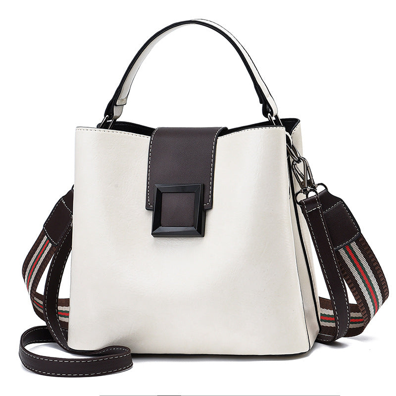 New 2025 Fashion Simple European and American Style Women's Single Shoulder Cross Shoulder Handbag Fashion Bucket Bag One Piece Hair Collection