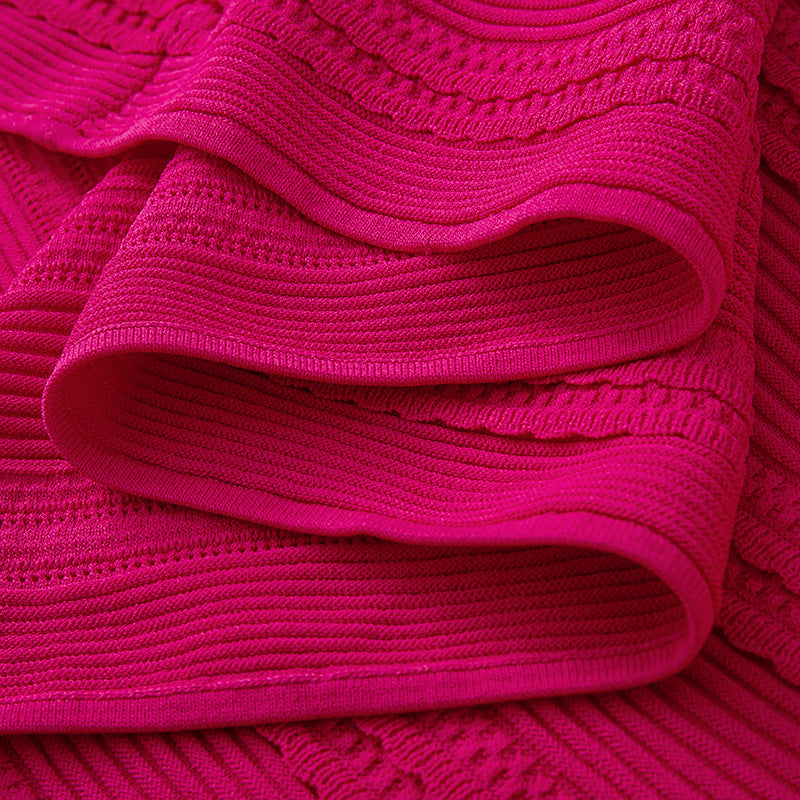 Elegant midi dress in knit fabric, with V-neckline, sleeveless, and high-quality bead embroidery