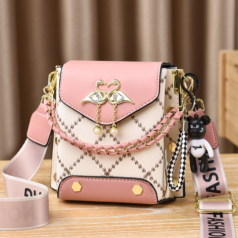 Bag for women 2025 new fashionable contrasting color change small bag popular single shoulder trendy bag niche mobile phone crossbody bag