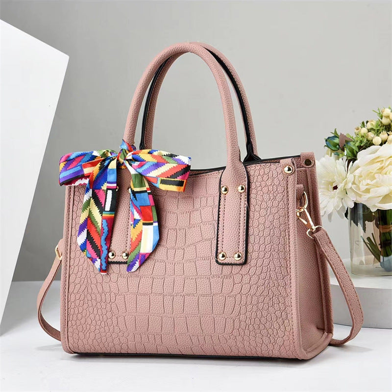 2025 Foreign Trade New Fashionable Embossed Crocodile Pattern Large Capacity Mom's Bag Simple Cross Shoulder Handheld Women's Bag One Piece dropshipping