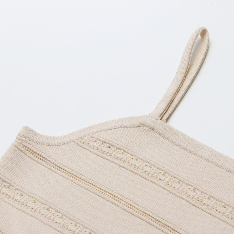 Elegant mid-length knit dress with high-quality French lace pattern