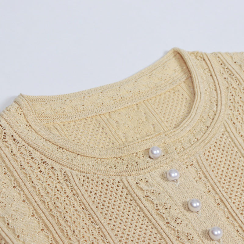 Knitted set with round neckline, long sleeves, buttons and drawstring, and high-quality long skirt