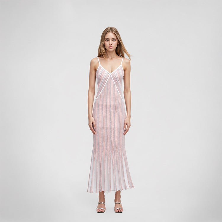 Fitted sleeveless dress with an elegant V-neckline, made from Tencel fabric with high-quality gold and silver stripes