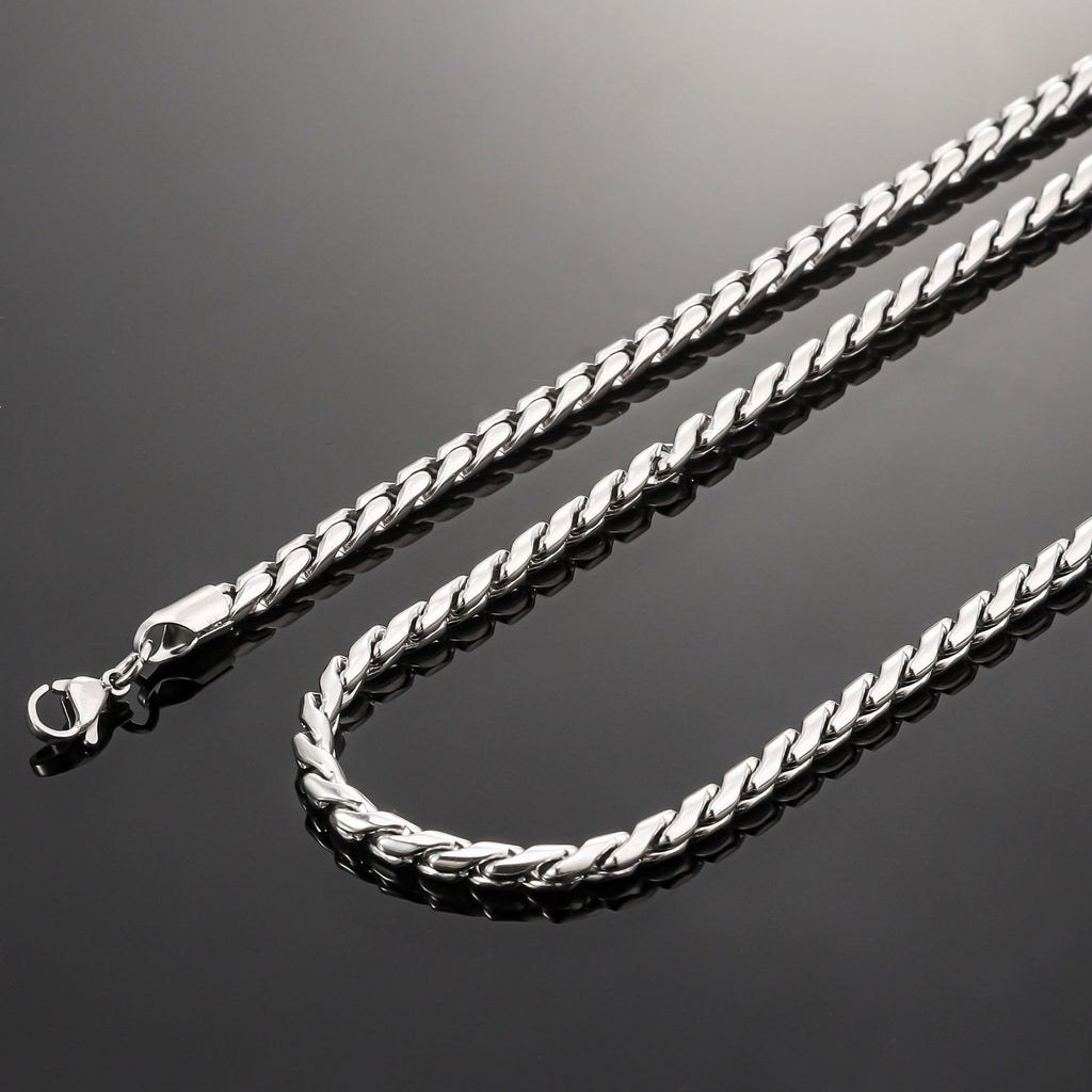 Cross border stainless steel Cuban chain necklace hot selling in Europe and America, fashionable and versatile, personalized and non fading men's titanium steel necklace