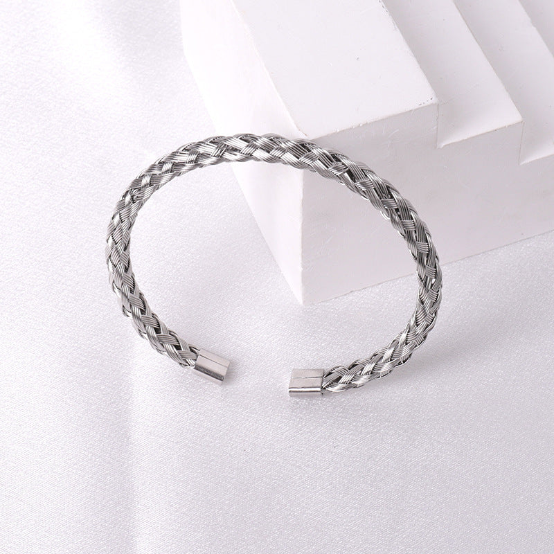 Cross border fashion stainless steel braided bracelet with high-end feel, no fading, versatile and open mouth jewelry wholesale