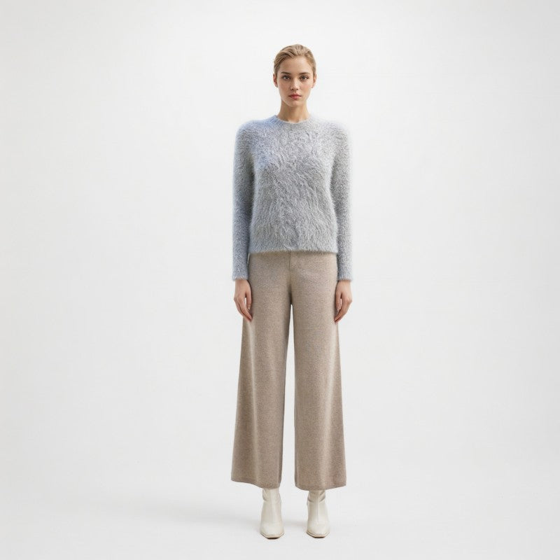 Elegant sweater with round neck, long sleeves, alpaca wool, and extremely high-quality long hair