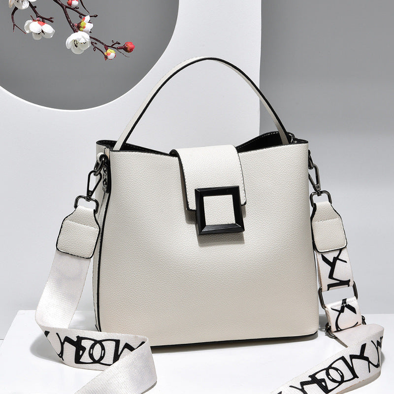 Fashion women's bag 2025 new street trend bucket bag women's bag urban simple fashion handbag one piece dropshipping