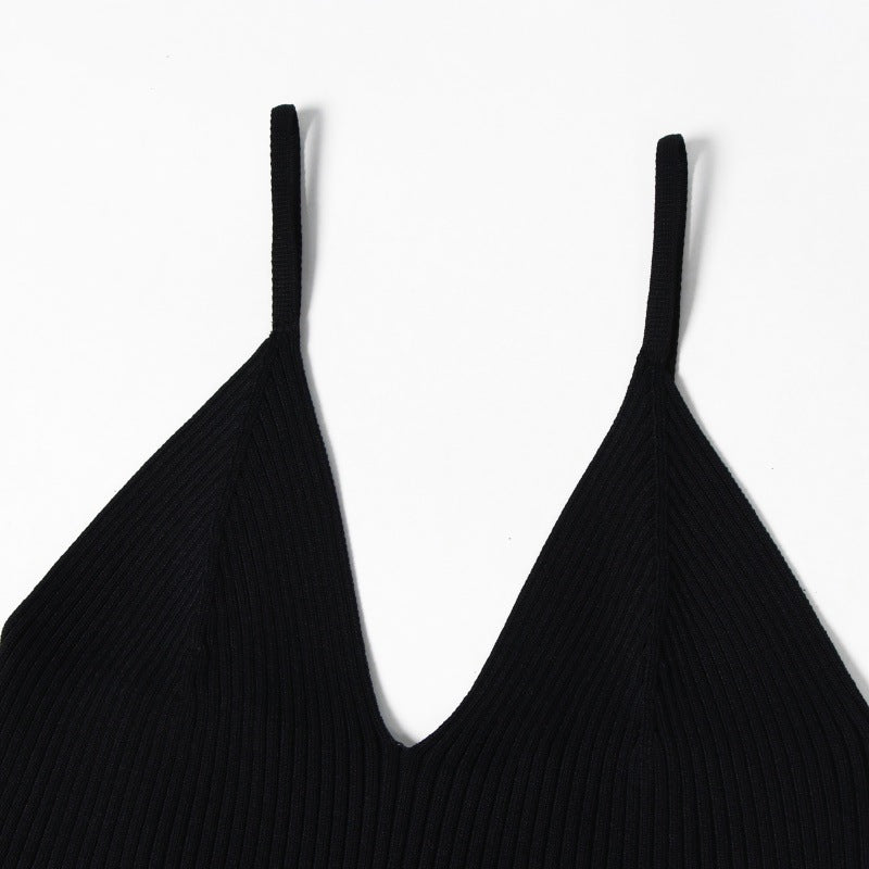 High-quality elegant dress, black, V-neck, sleeveless, with cutout at the neckline and mid-length, in knit fabric