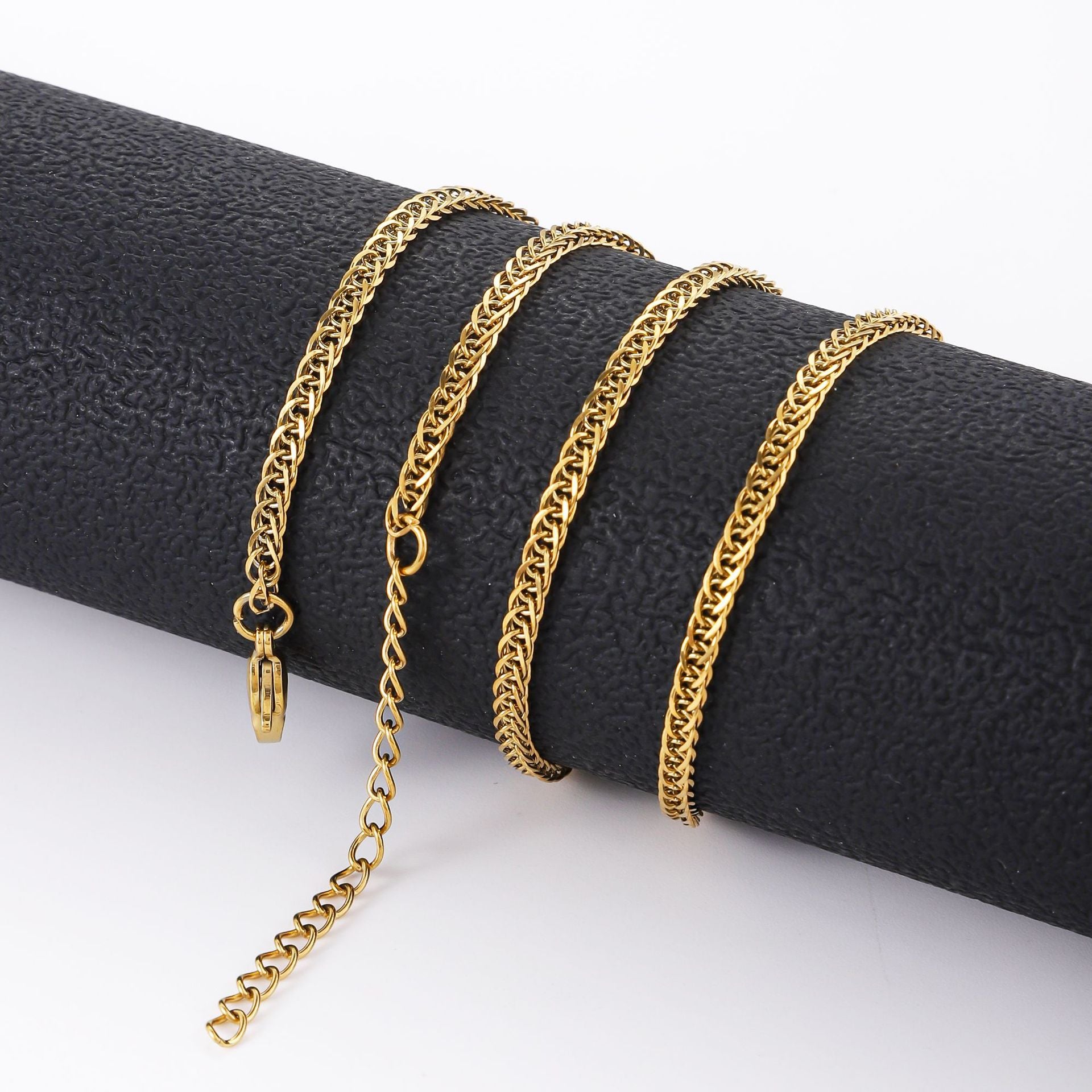 Stainless steel Chopin chain necklace women's fashion chain DIY chain vacuum plated 18K gold lock bone chain cross-border titanium steel necklace