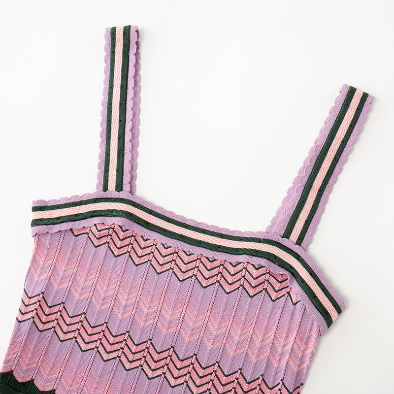 Elegant midi dress in knit fabric with wavy stripes, sleeveless, square neckline, and high-quality strapless design