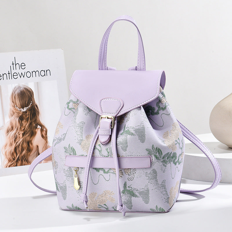 Simplified backpack 2025 new large capacity printed backpack, stylish and lightweight women's bag, popular travel bag