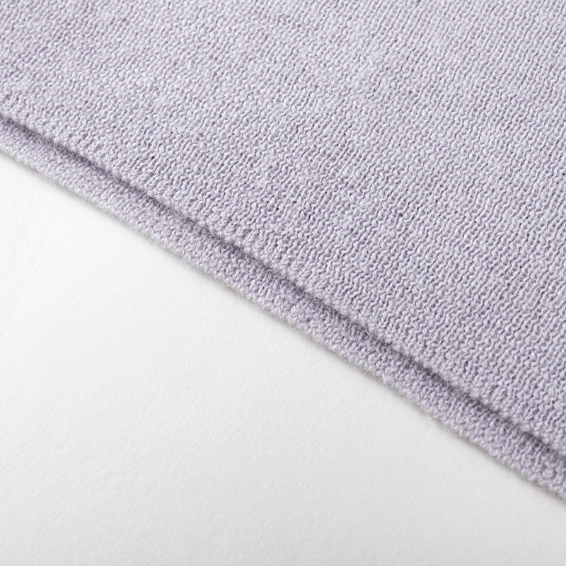 High-quality, elegant sweater, 100% wool, with a high collar and long sleeves