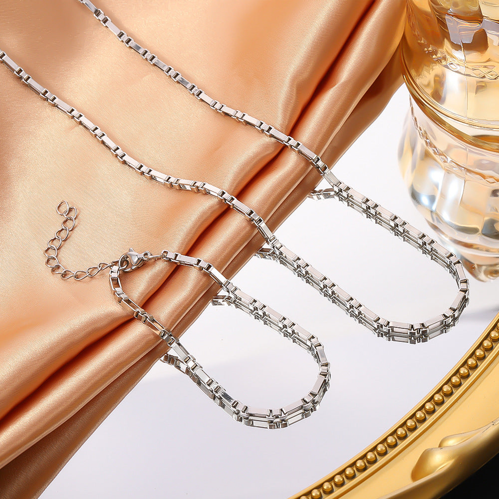 Stainless steel box chain necklace cross-border women's Instagram style fashionable collarbone chain vacuum plated 18K gold titanium steel bracelet