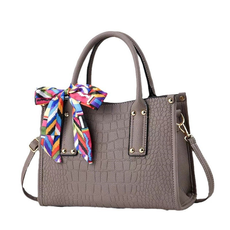 2025 Foreign Trade New Fashionable Embossed Crocodile Pattern Large Capacity Mom's Bag Simple Cross Shoulder Handheld Women's Bag One Piece dropshipping