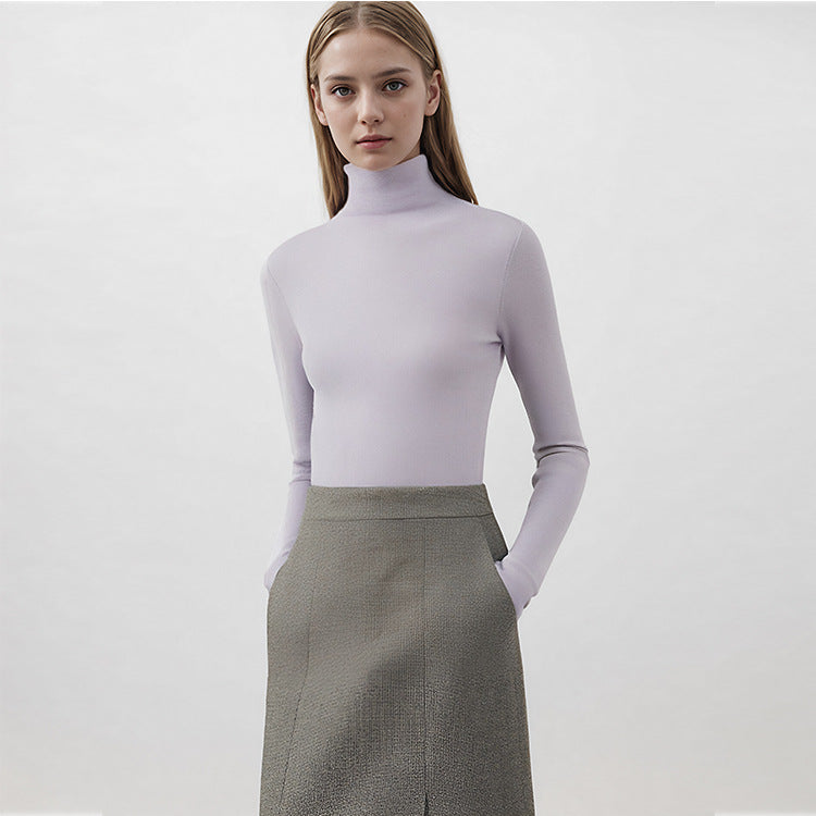 High-quality, elegant sweater, 100% wool, with a high collar and long sleeves