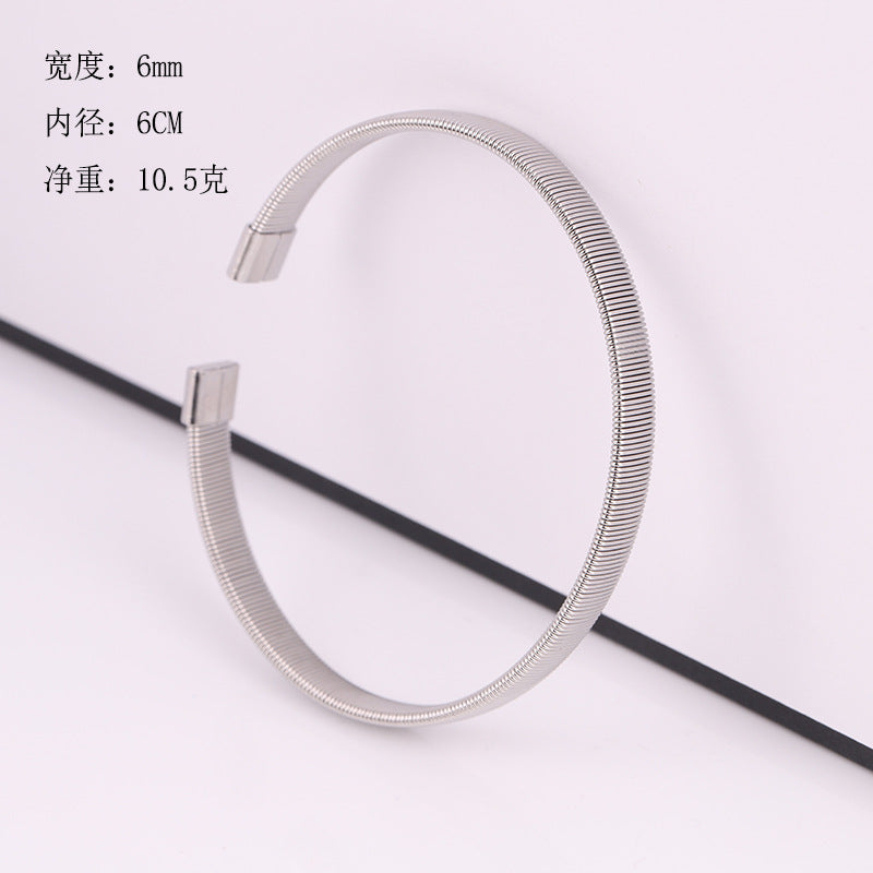 Cross border fashion stainless steel braided bracelet with high-end feel, no fading, versatile and open mouth jewelry wholesale