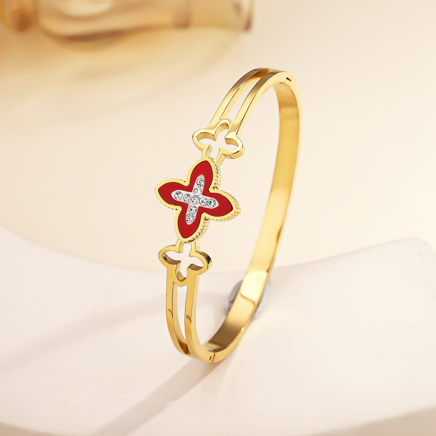 Titanium steel four leaf flower bracelet cross-border hot selling women's diamond inlaid colorful bracelet plated 18K gold fashionable stainless steel bracelet