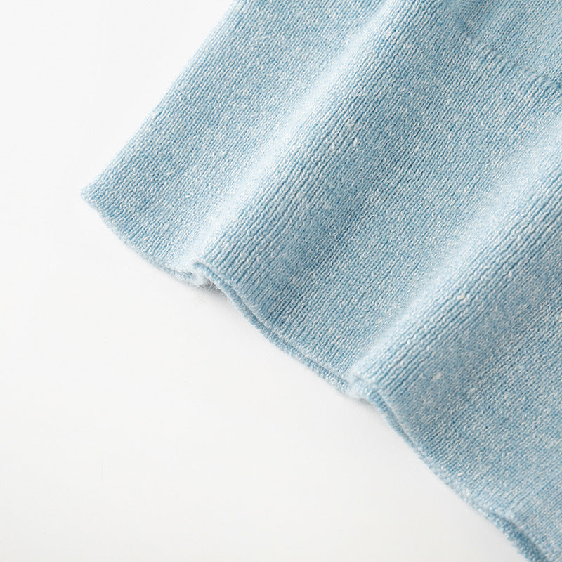 Lightweight wool and linen knit sweater with V-neck, short sleeves, and high-quality buttons