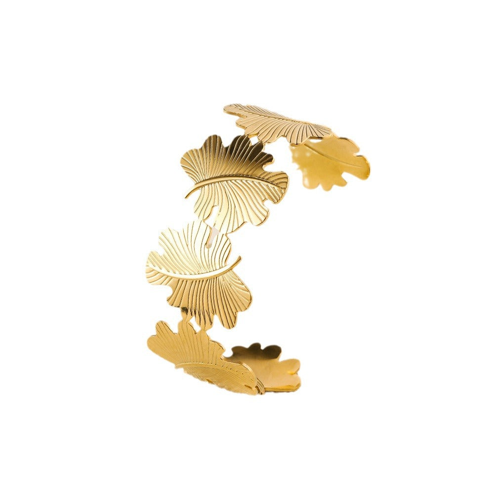 Stainless steel hydraulic opening bracelet cross-border European and American high-end feeling plated 18K gold women's retro exaggerated titanium steel bracelet