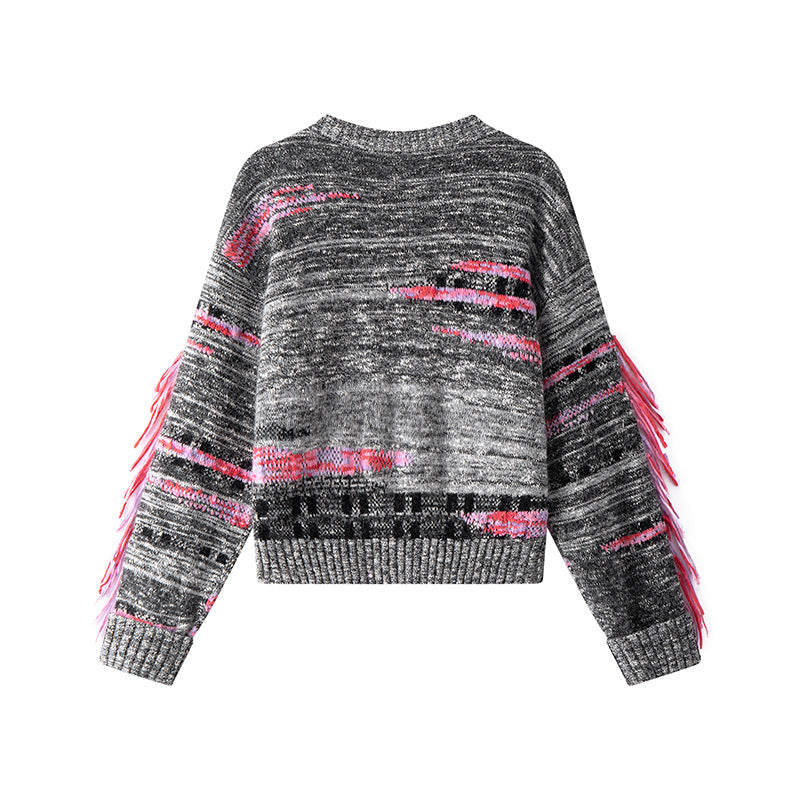 Stylish long-sleeved pullover with a round neckline, made from high-quality black and white mixed wool knit fabric.