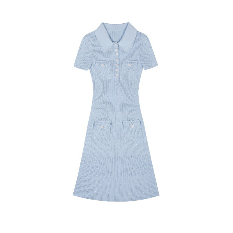 Elegant light blue dress with polo collar and short sleeves in high-quality ribbed knit fabric