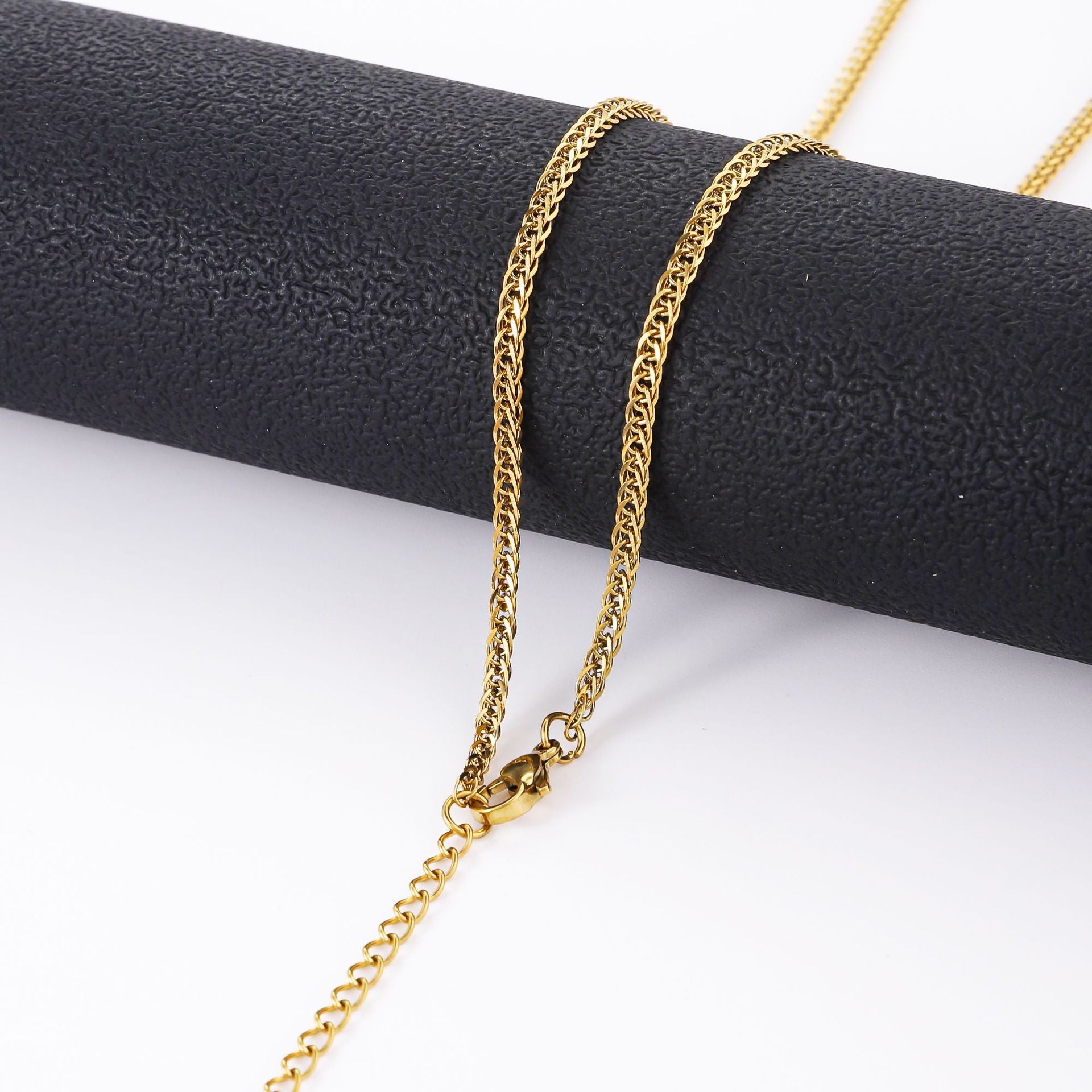 Stainless steel Chopin chain necklace women's fashion chain DIY chain vacuum plated 18K gold lock bone chain cross-border titanium steel necklace