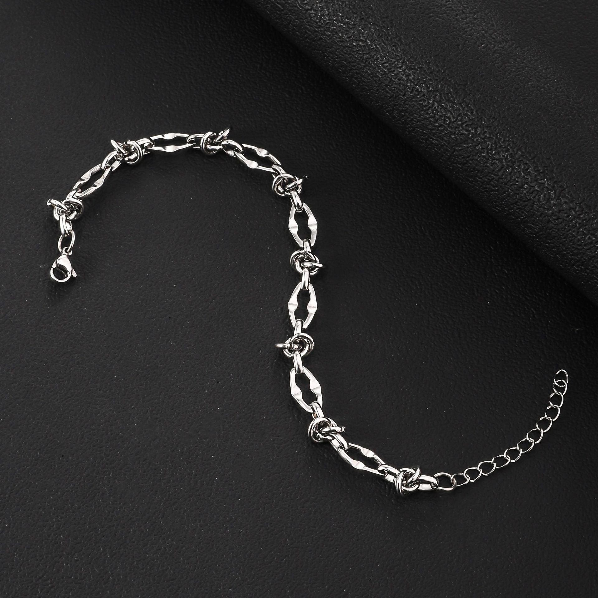 Cross border stainless steel bracelet for men, handmade splicing chain, fashionable, simple, non fading, washable titanium steel bracelet for women
