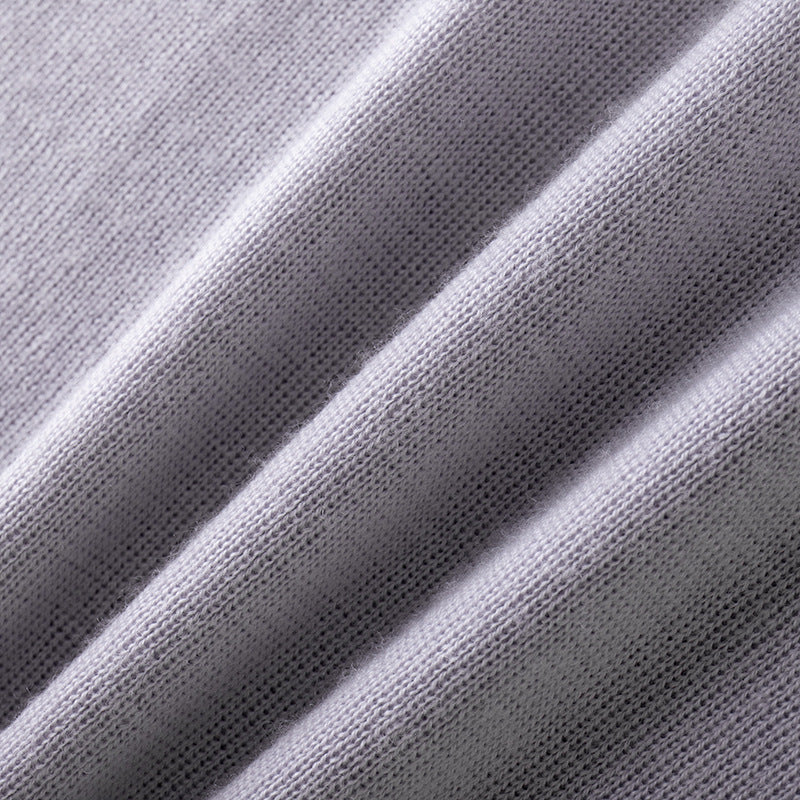 High-quality, elegant sweater, 100% wool, with a high collar and long sleeves