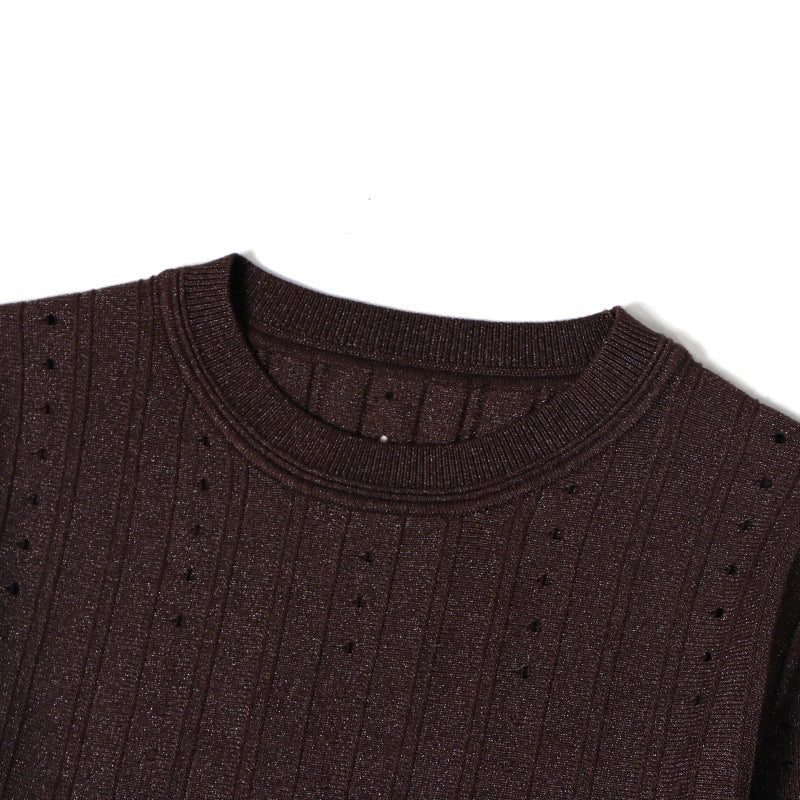 Elegant midi dress in knit fabric with a round neckline and long sleeves, embroidered with high-quality gold and silver thread