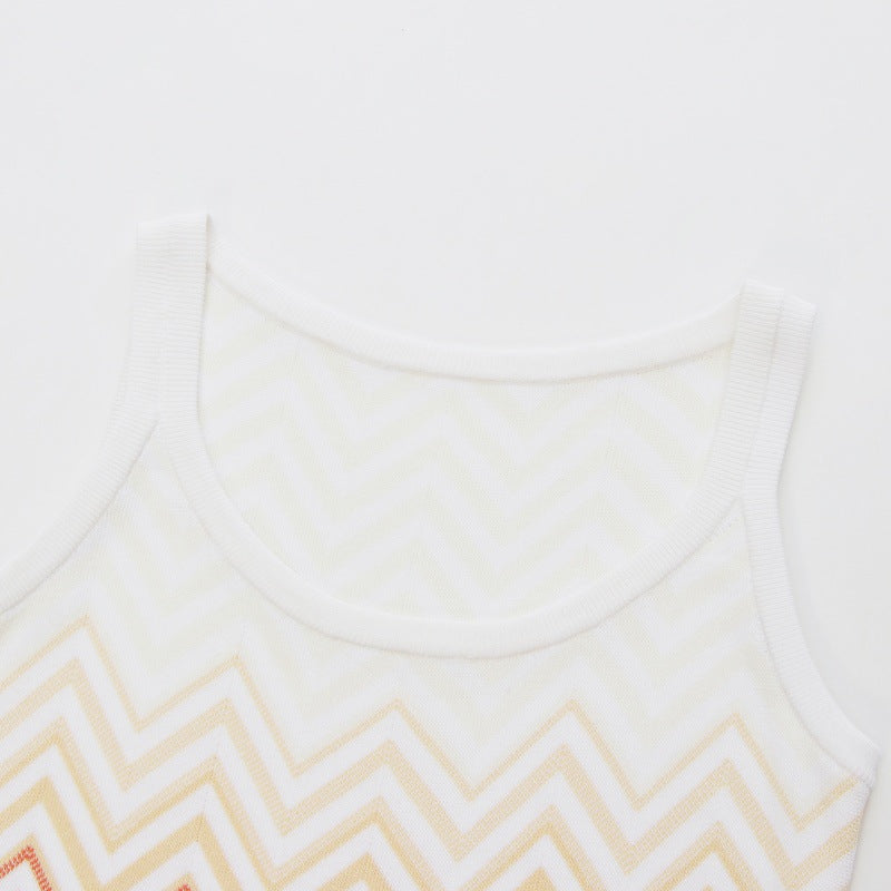 Italian knitwear set with wavy stripes, sleeveless, with high-waisted pants, high quality