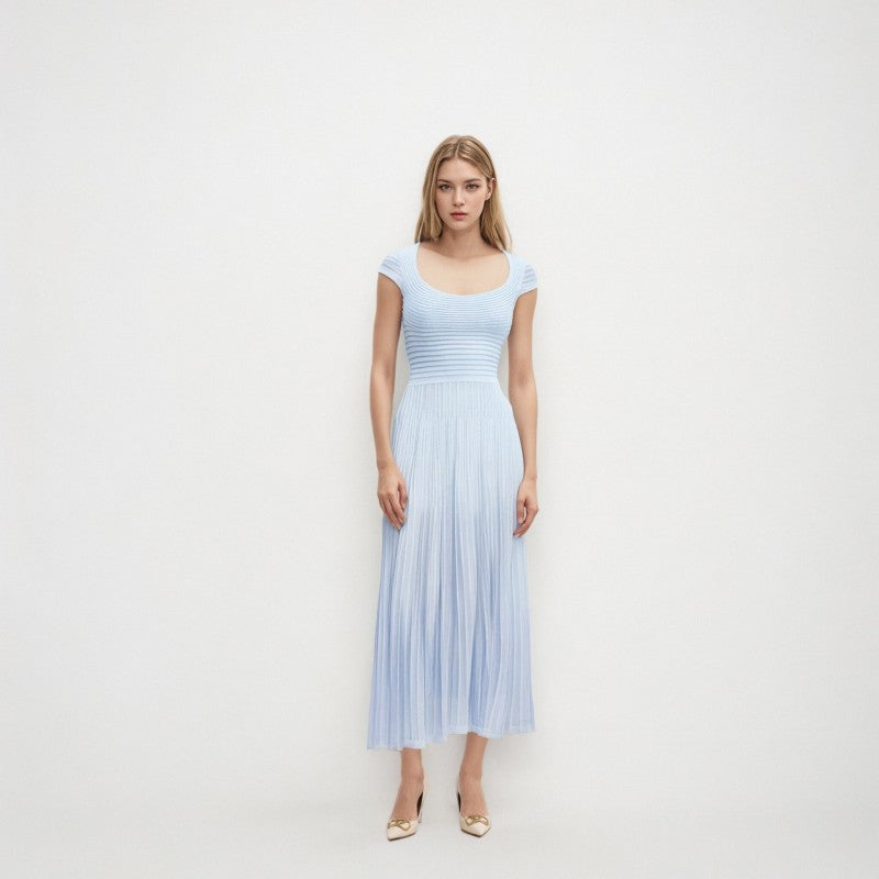 Elegant knit dress with square neckline, short sleeves, A-line cut, and mid-length, high quality