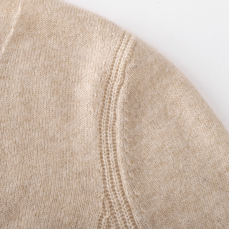 Elegant 100% cashmere sweater with V-neck and long sleeves, high quality