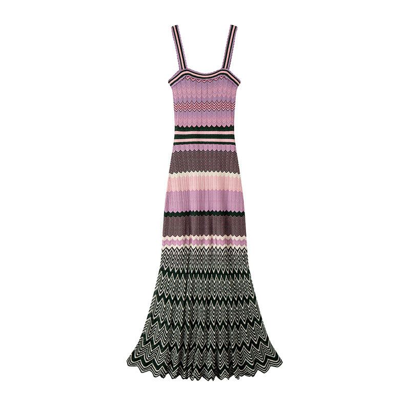 Elegant midi dress in knit fabric with wavy stripes, sleeveless, square neckline, and high-quality strapless design