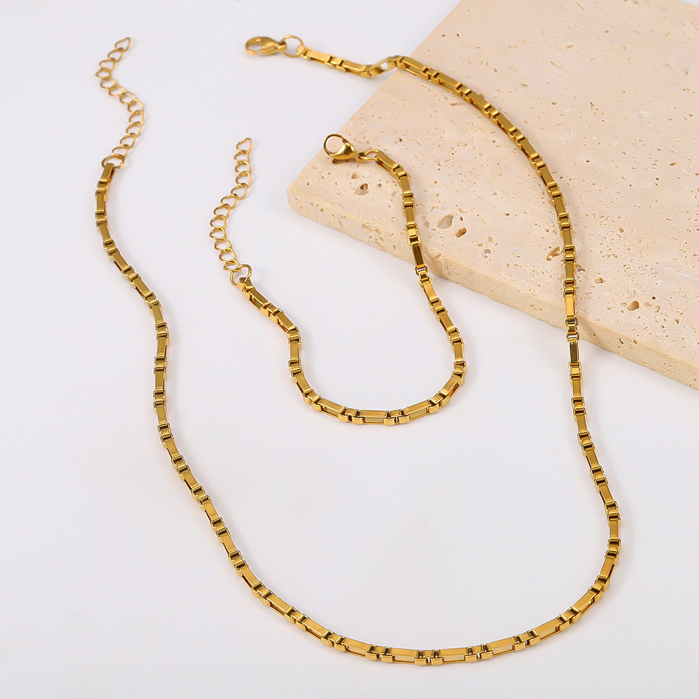 Stainless steel box chain necklace cross-border women's Instagram style fashionable collarbone chain vacuum plated 18K gold titanium steel bracelet