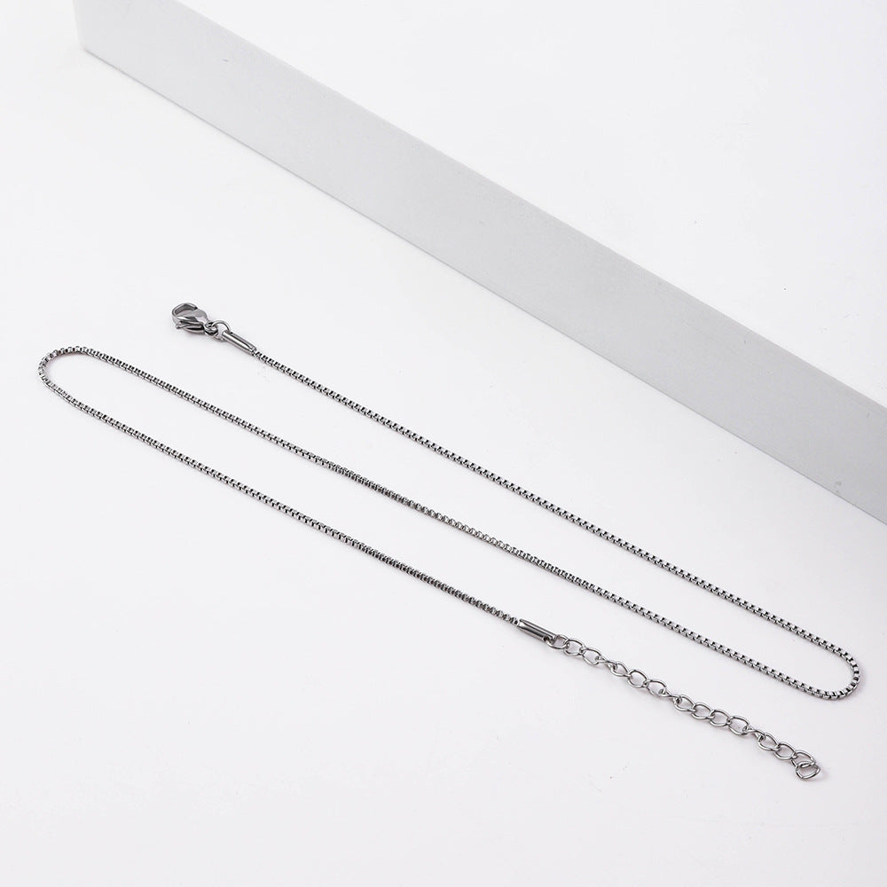 Titanium steel box chain necklace, bare chain, square chain, single chain decoration, popular in Europe and America, personalized hip-hop style, factory direct sales