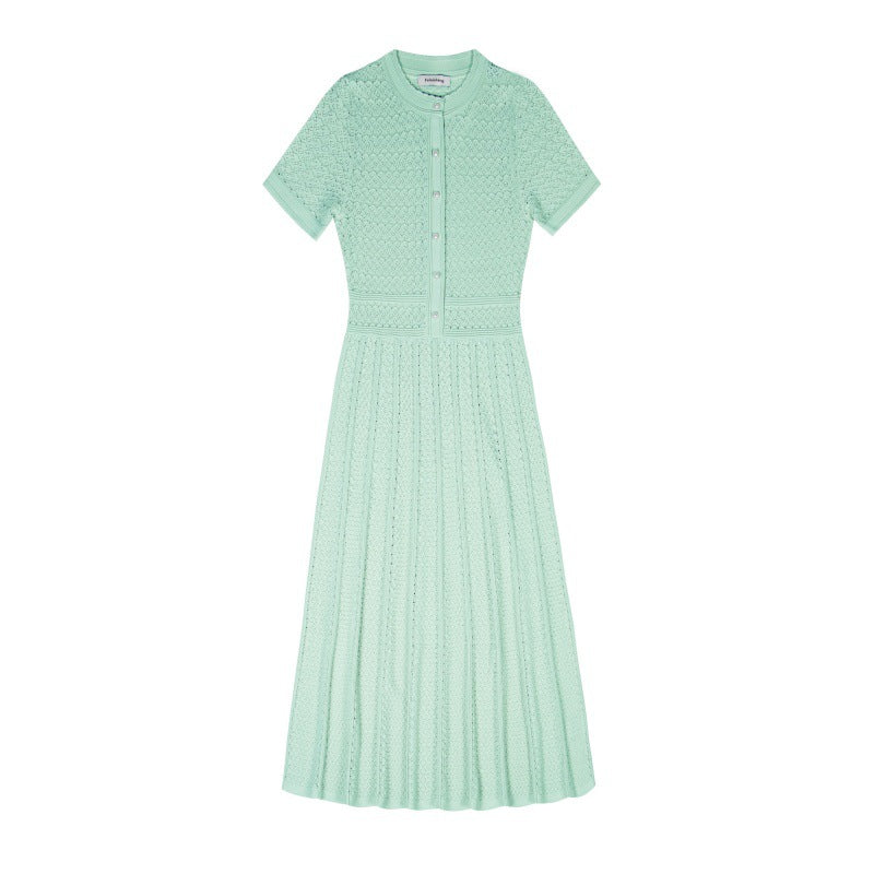 Elegant knit dress with round neckline, short sleeves, and mid-length with high-quality drawstring