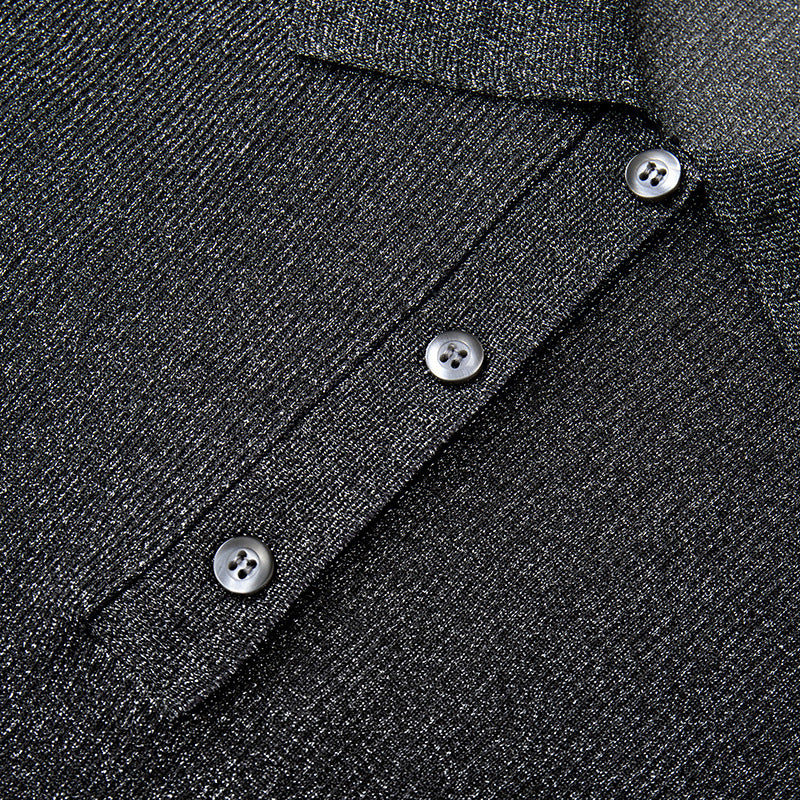 Stylish set of short-sleeved polo shirt with high collar and high-quality high-waisted elastic pleated skirt