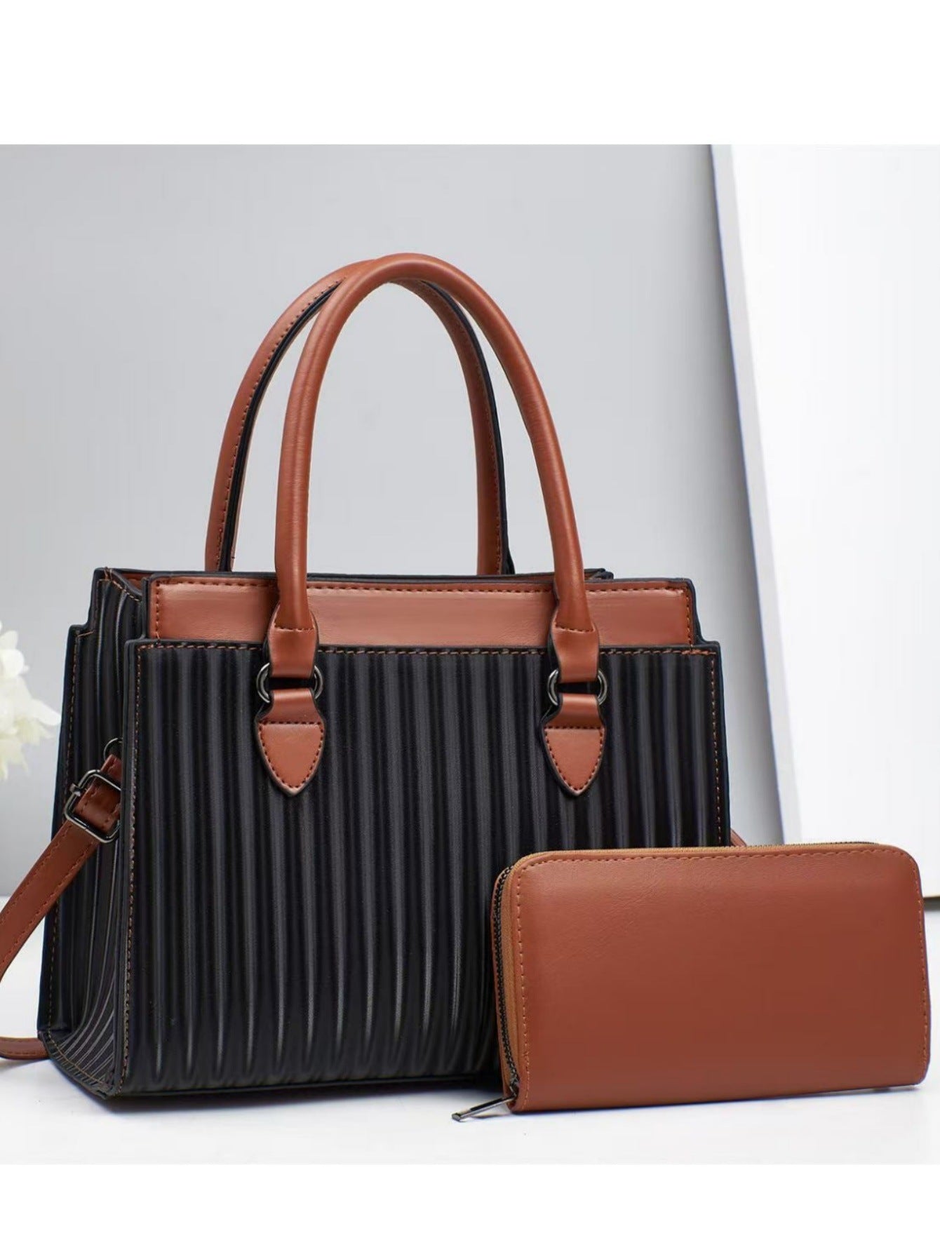 Korean version women's handbag 2025 new retro striped embossed large capacity contrasting color single shoulder crossbody tote mother bag