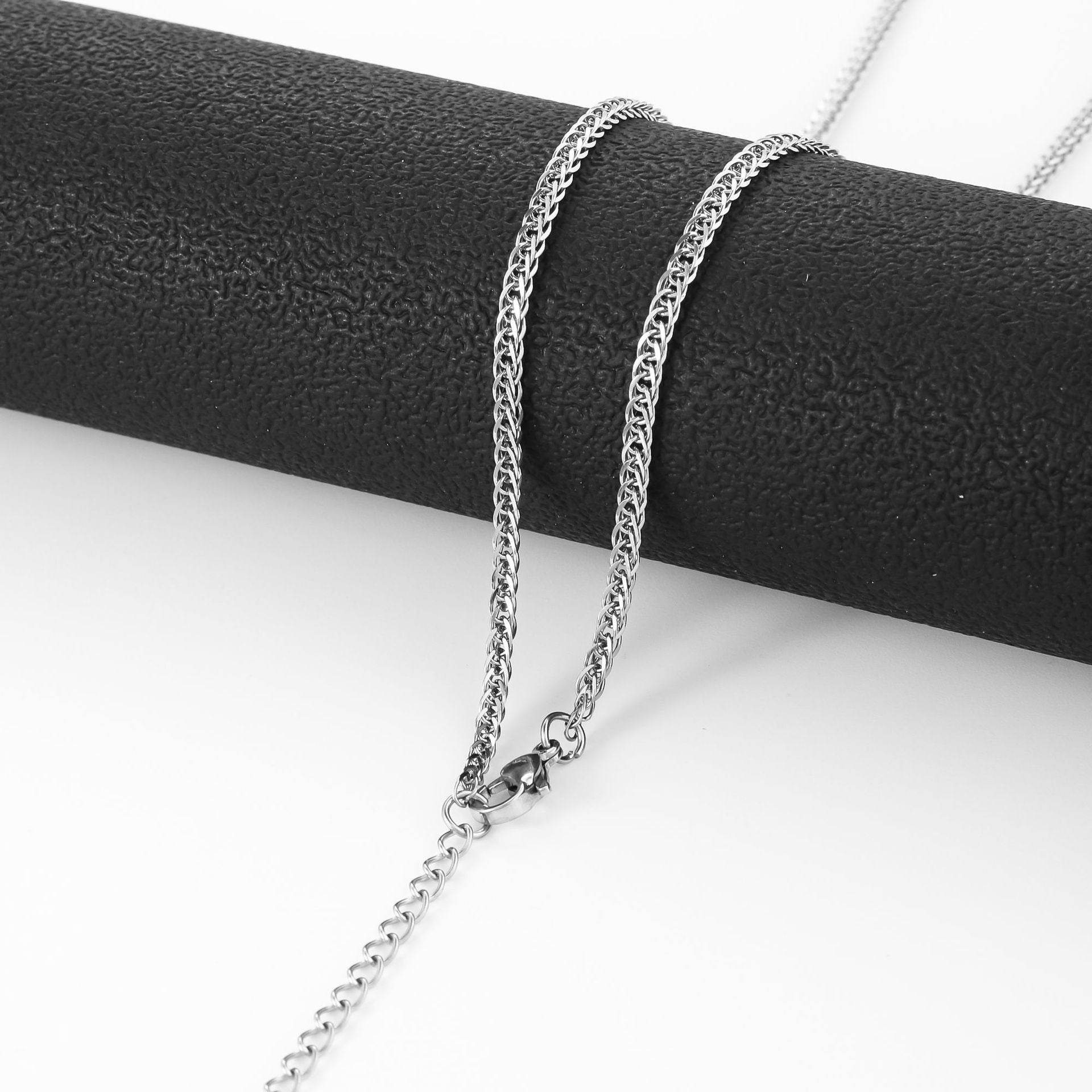 Stainless steel Chopin chain necklace women's fashion chain DIY chain vacuum plated 18K gold lock bone chain cross-border titanium steel necklace