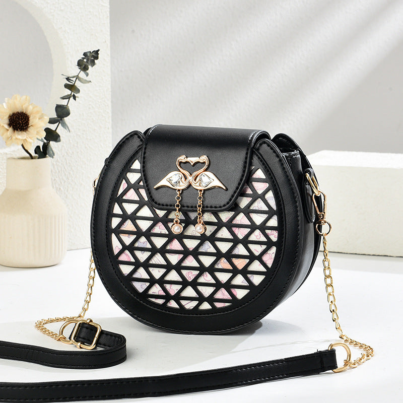 Niche Design Women's Chain Bag 2025 New Fresh and Sweet Women's Bag Large Capacity Single Shoulder Small Round Bag