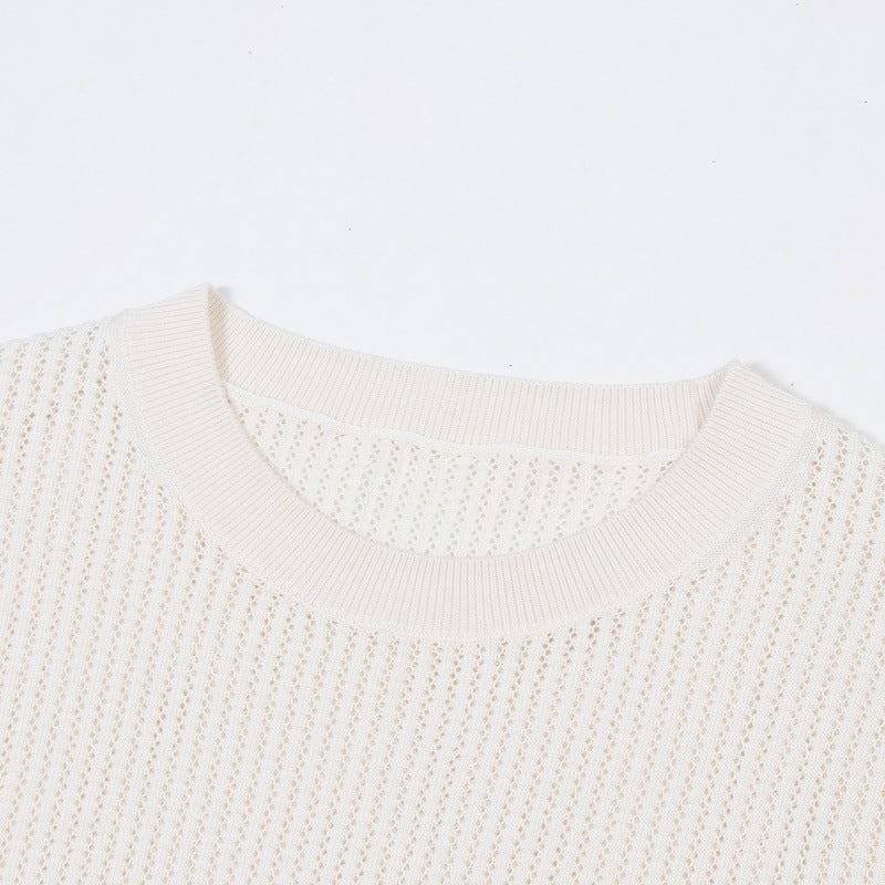 Stylish sweater with round neckline, short sleeves made from high-quality Tencel cotton