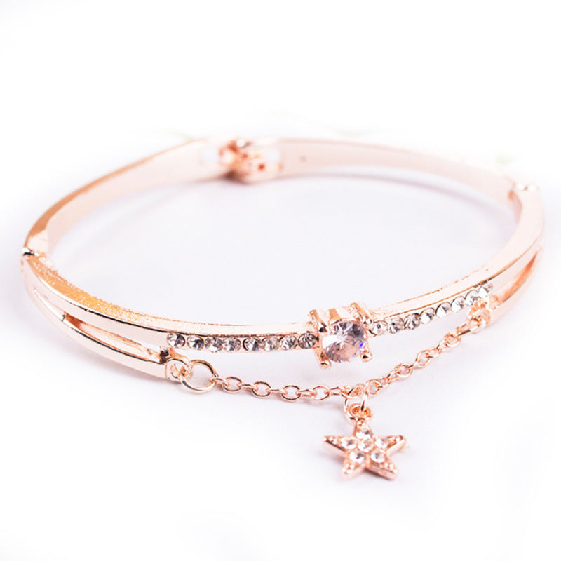 Tiktok Net Red Tomato Same Hot Sale Women's Watch Floor Stall Night Market Gift Women's Watch ins Fashion Quartz Watch