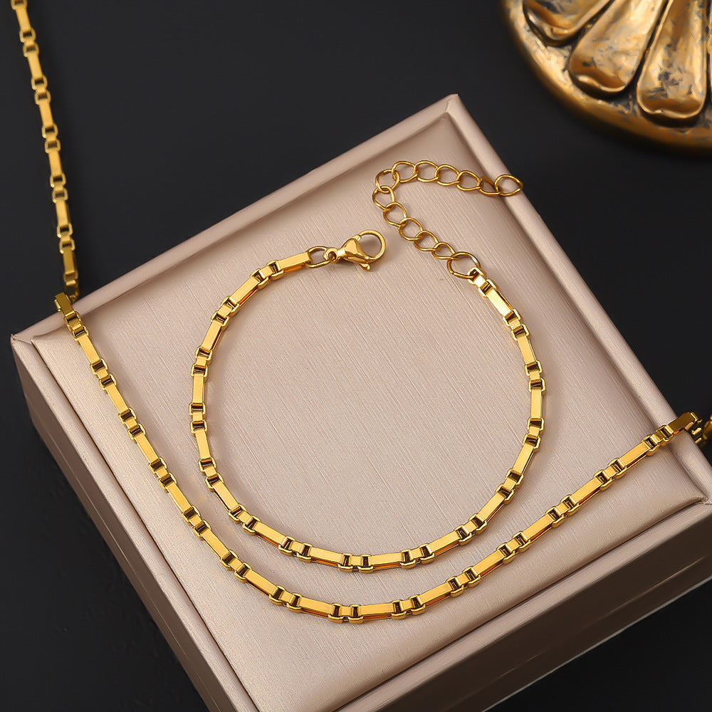 Stainless steel box chain necklace cross-border women's Instagram style fashionable collarbone chain vacuum plated 18K gold titanium steel bracelet