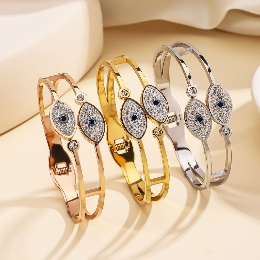 Cross border stainless steel spring bracelet, popular in Europe and America, Devil's Eye bracelet, personalized and high-end, open titanium steel bracelet
