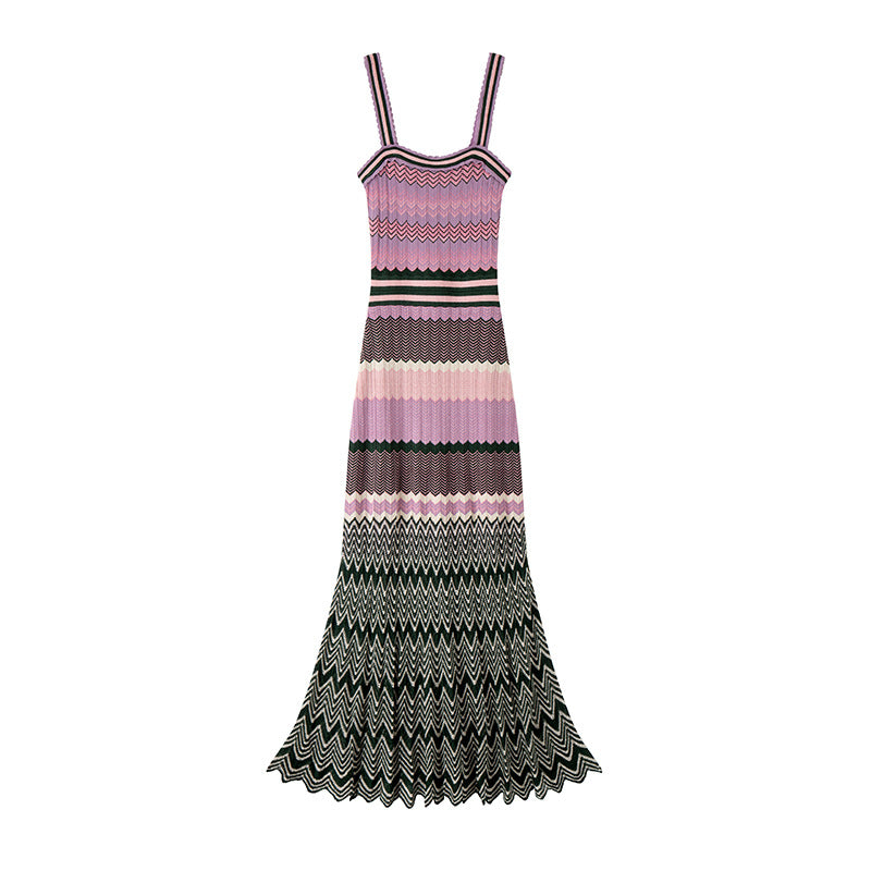 Elegant midi dress in knit fabric with wavy stripes, sleeveless, square neckline, and high-quality strapless design