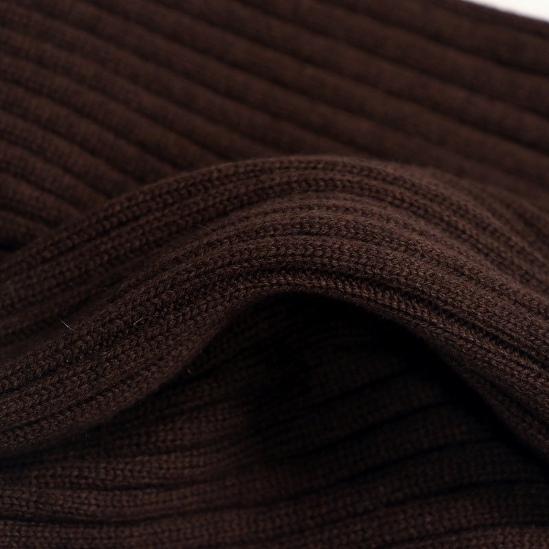 High-quality cashmere wool cardigan with V-neck, long sleeves, and simple buttons