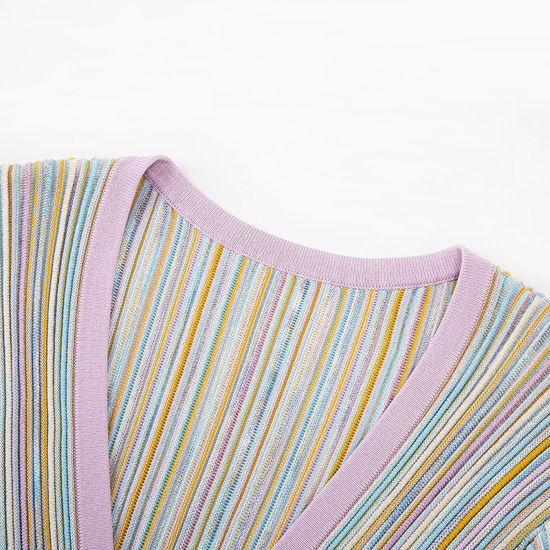 Elegant knit dress with V-neckline, long sleeves, mid-length, gold thread, and high-quality horizontal stripes