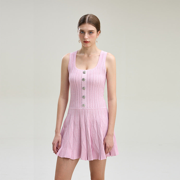 Elegant dress with square neckline, sleeveless, strapless, and pleated, made of high-quality knit fabric