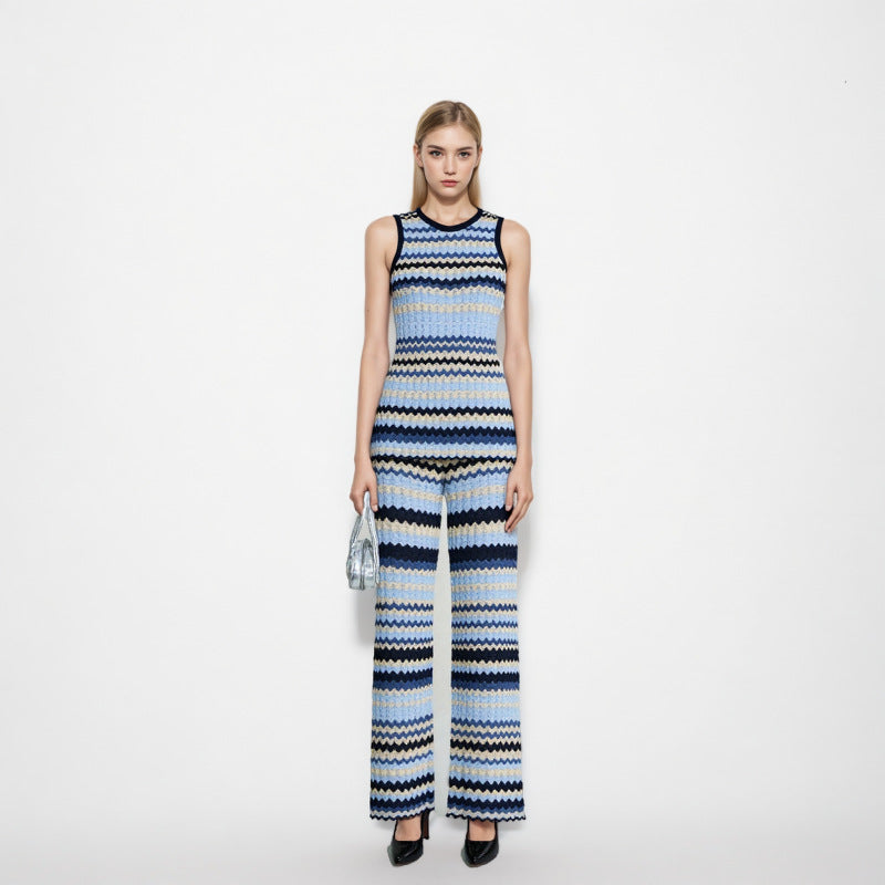 Elegant French knit set with round neckline, sleeveless, and high-quality wavy stripes