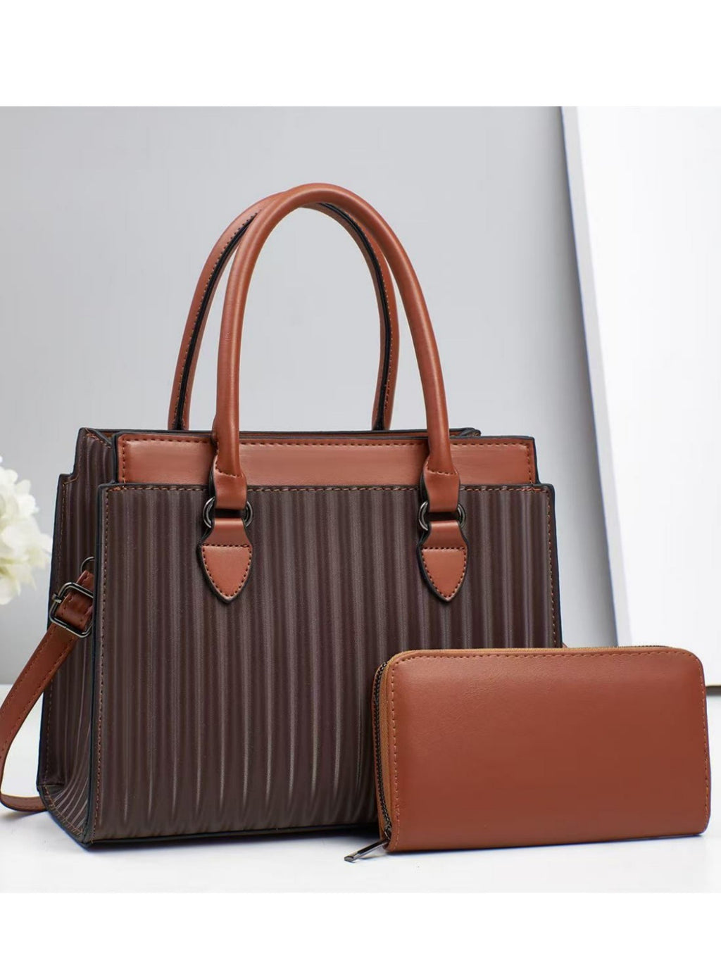 Korean version women's handbag 2025 new retro striped embossed large capacity contrasting color single shoulder crossbody tote mother bag